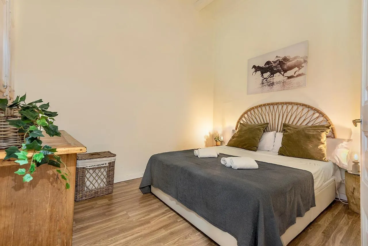 Apartamento Clandestino Suites Barcelona Espanha
